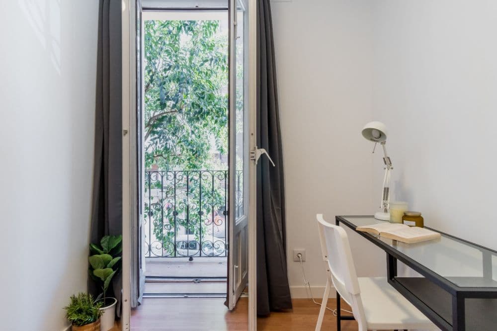 Private room in Madrid photo 5