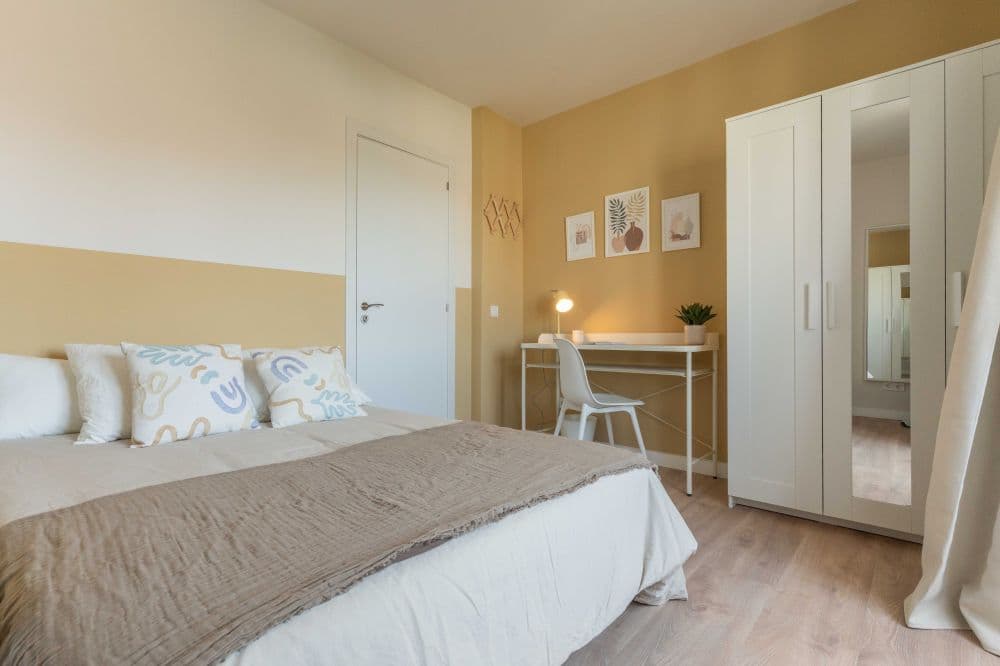 Private room in Madrid photo 4