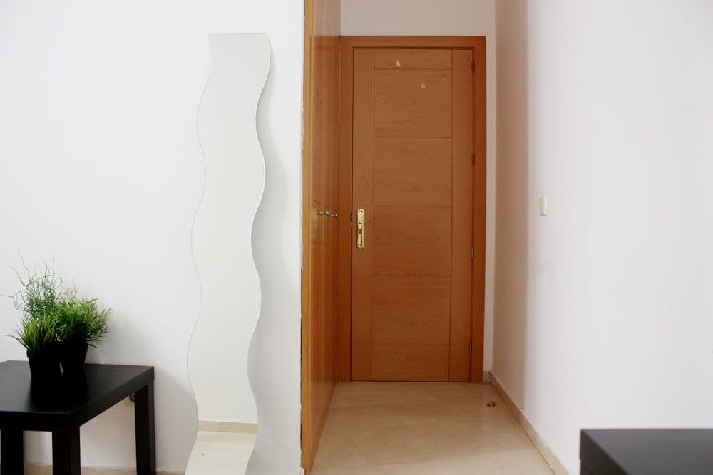 Private room in Madrid photo 5