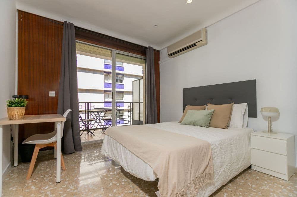 Private room in Valencia