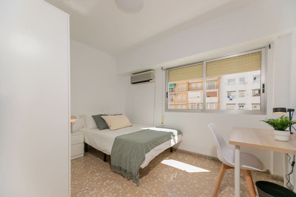 Private room in Valencia