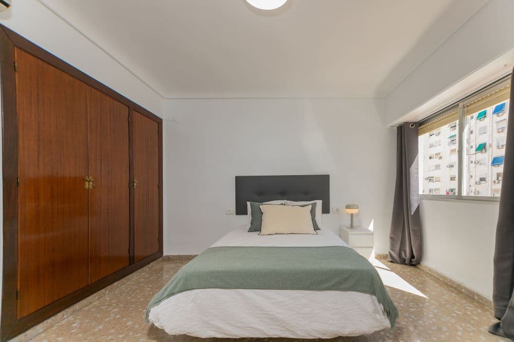 Private room in Valencia photo 2
