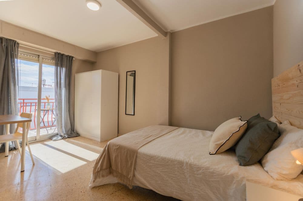 Private room in Valencia