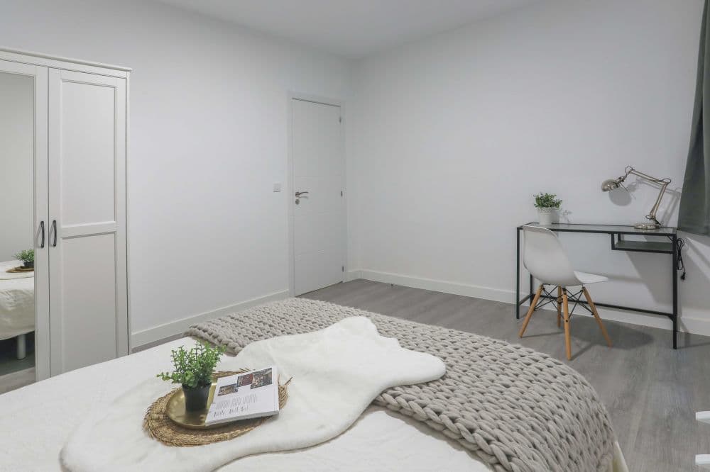 Private room in Madrid photo 4
