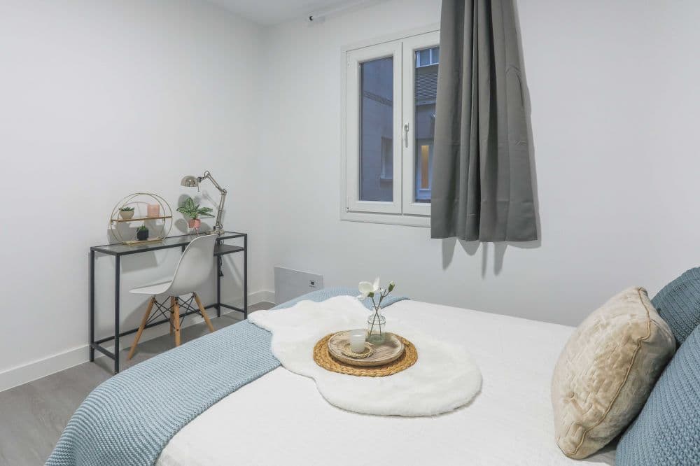 Private room in Madrid photo 4