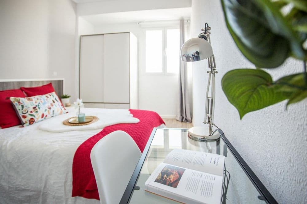Private room in Madrid photo 3