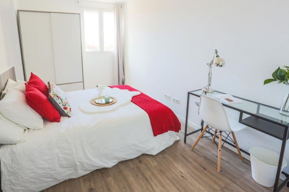 Private room in Madrid photo 4