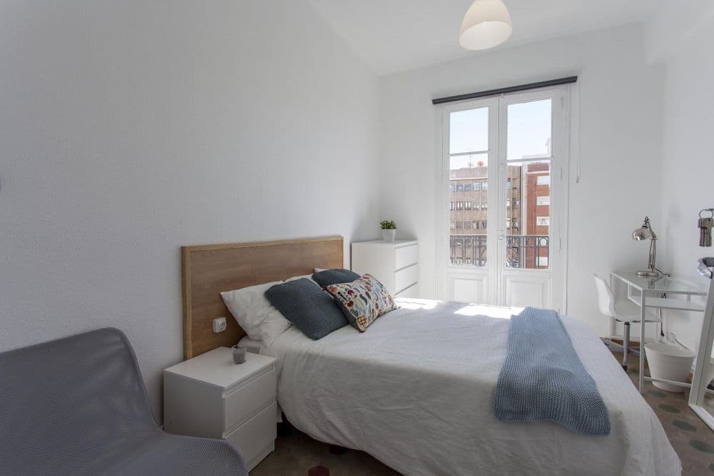 Private room in Valencia photo 3
