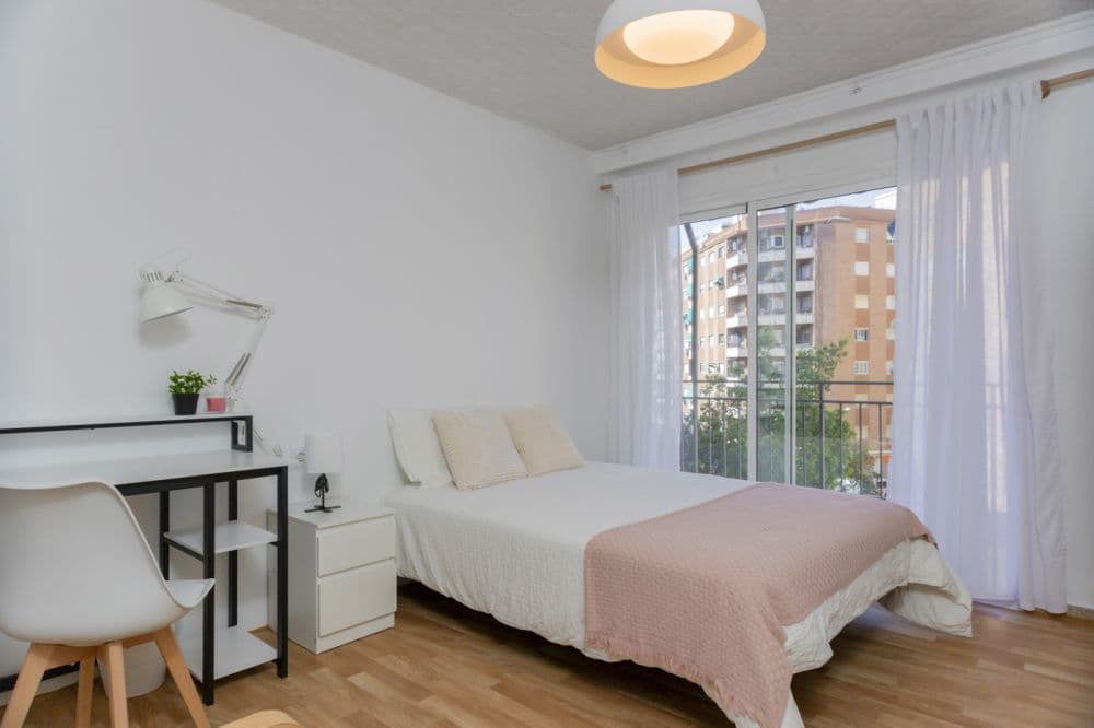 Private room in Valencia
