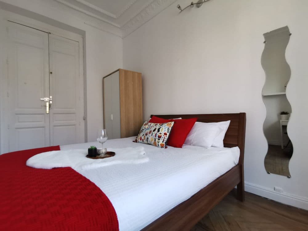 Private room in Madrid photo 5