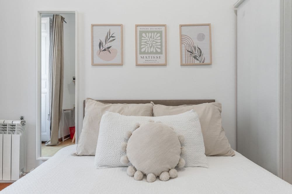 Private room in Madrid photo 3