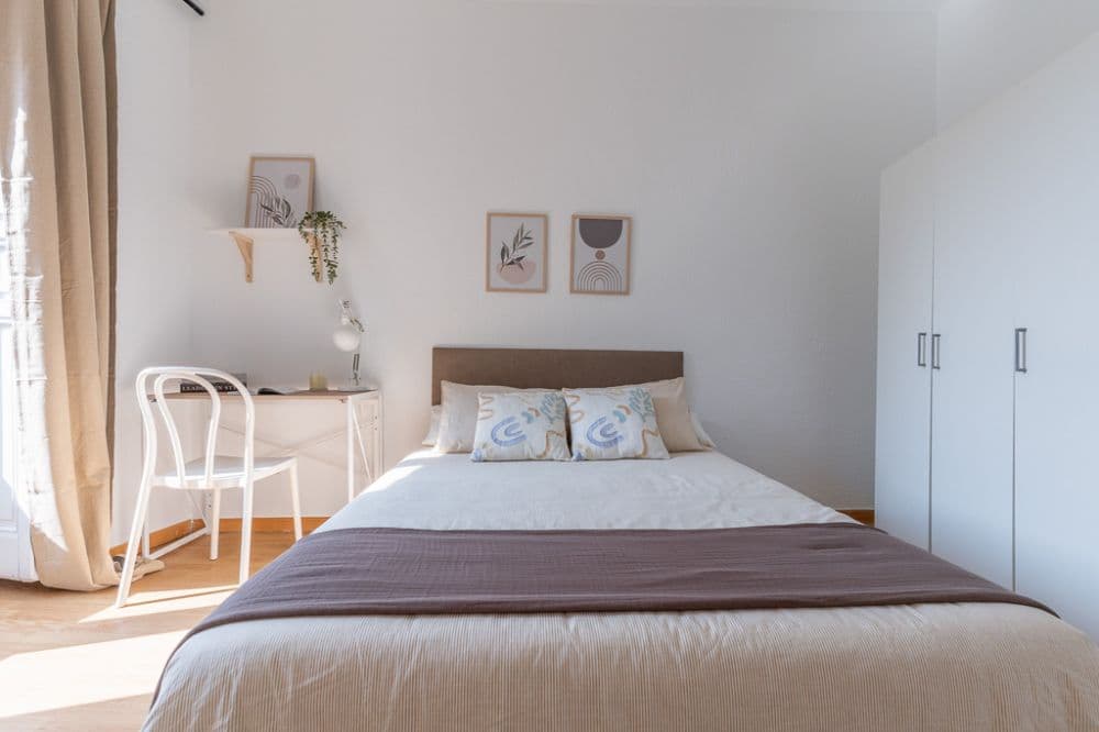 Private room in Madrid photo 2