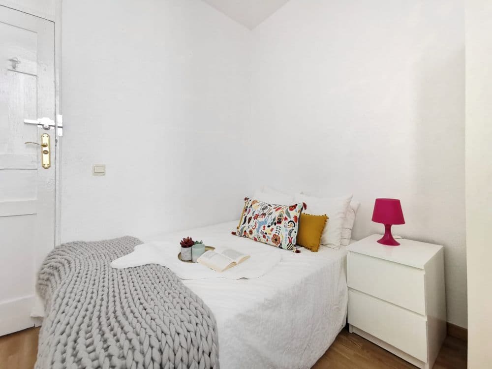 Private room in Madrid photo 2