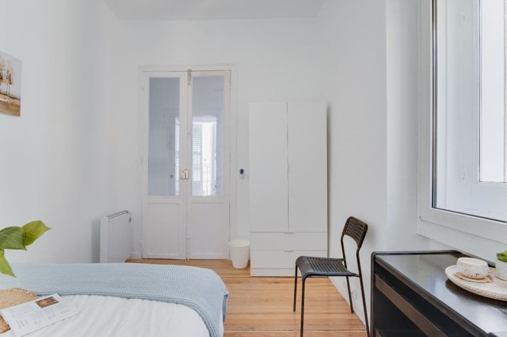 Private room in Madrid photo 2