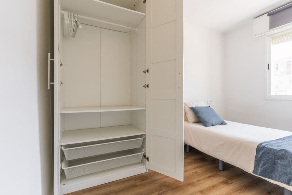 Private room in Madrid photo 5