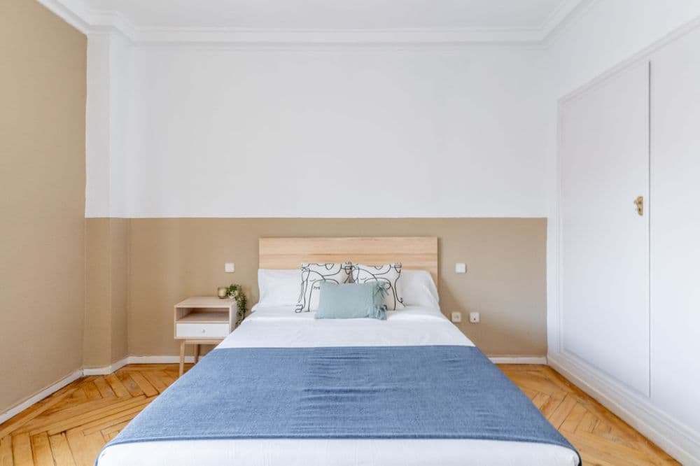 Private room in Madrid photo 3
