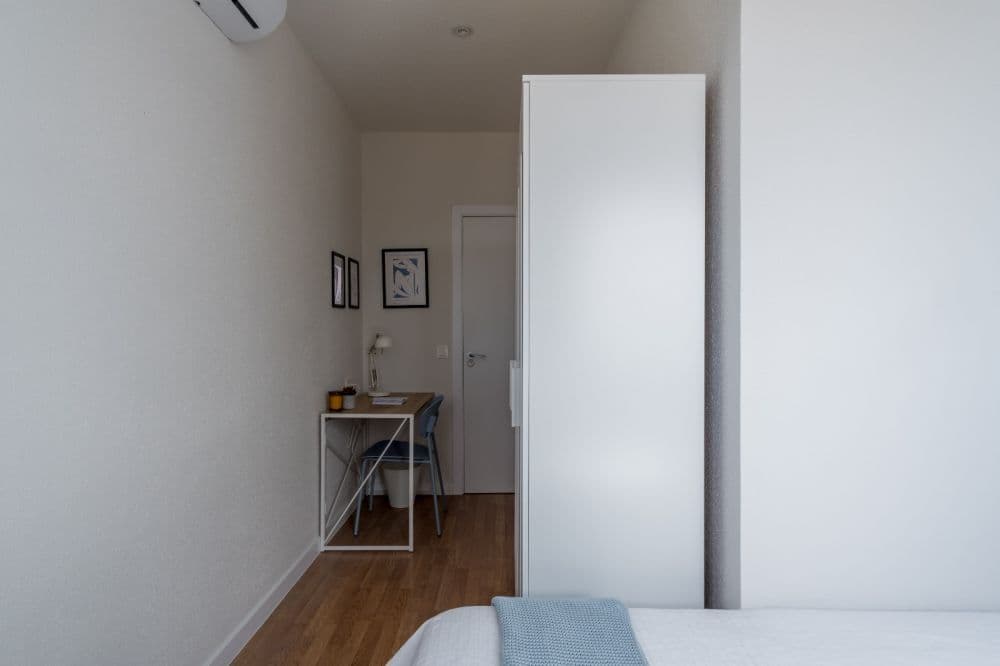 Private room in Madrid photo 3