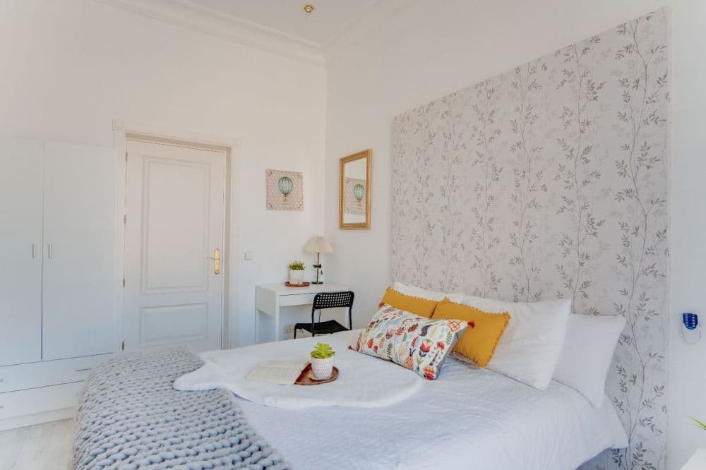 Private room in Madrid photo 2