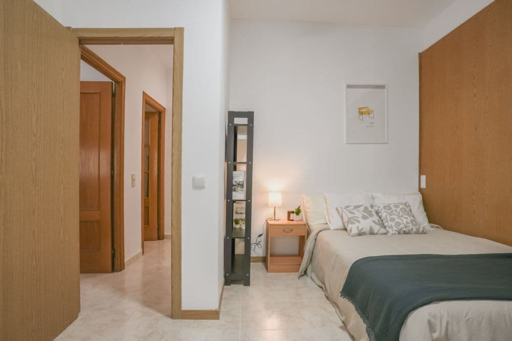 Private room in Madrid photo 2