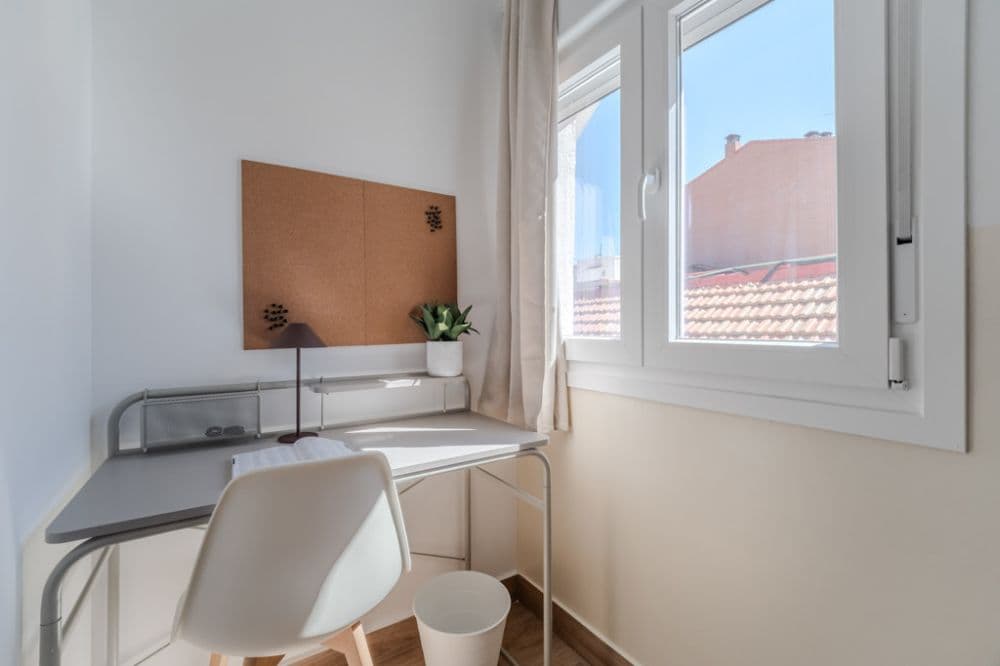 Private room in Madrid photo 5