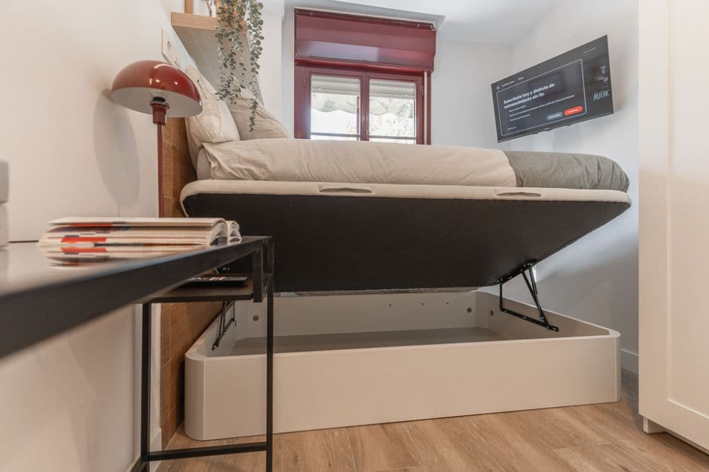 Private room in Madrid photo 4