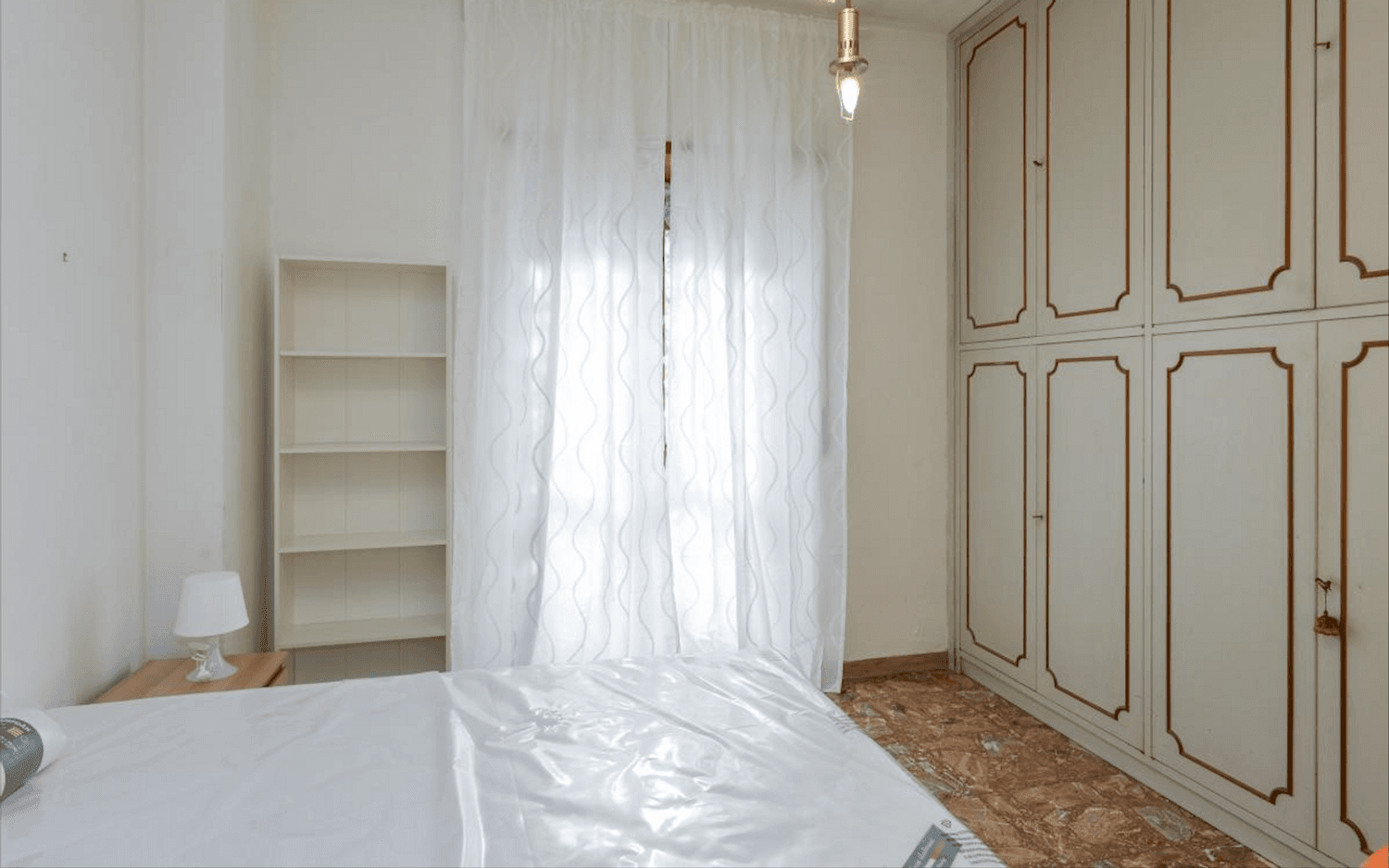 Room in Rome