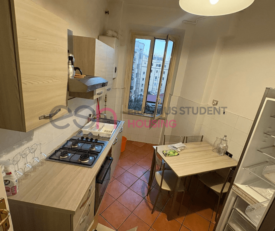 Shared Room in Rome photo 3