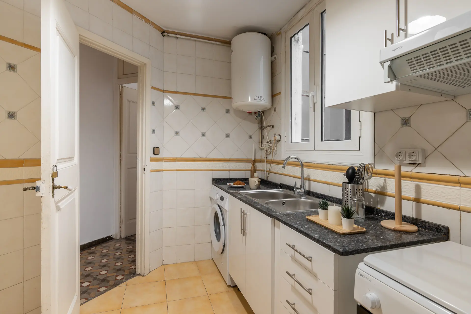 Kitchen 3