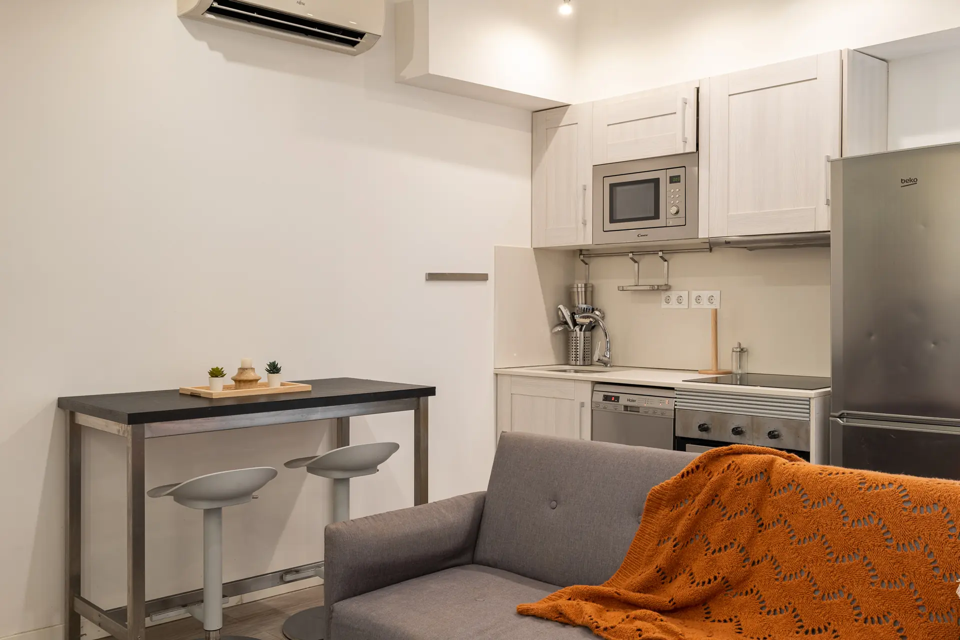 Apartment in Barcelona photo 4