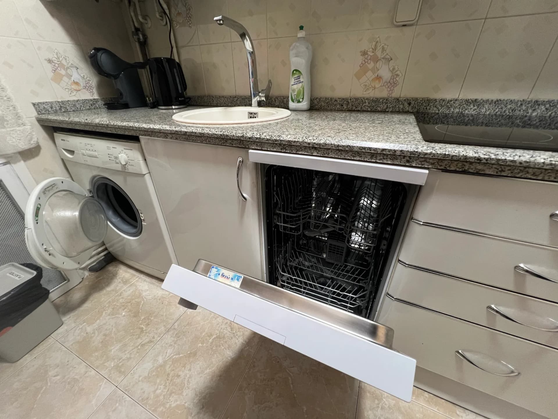 Kitchen 4