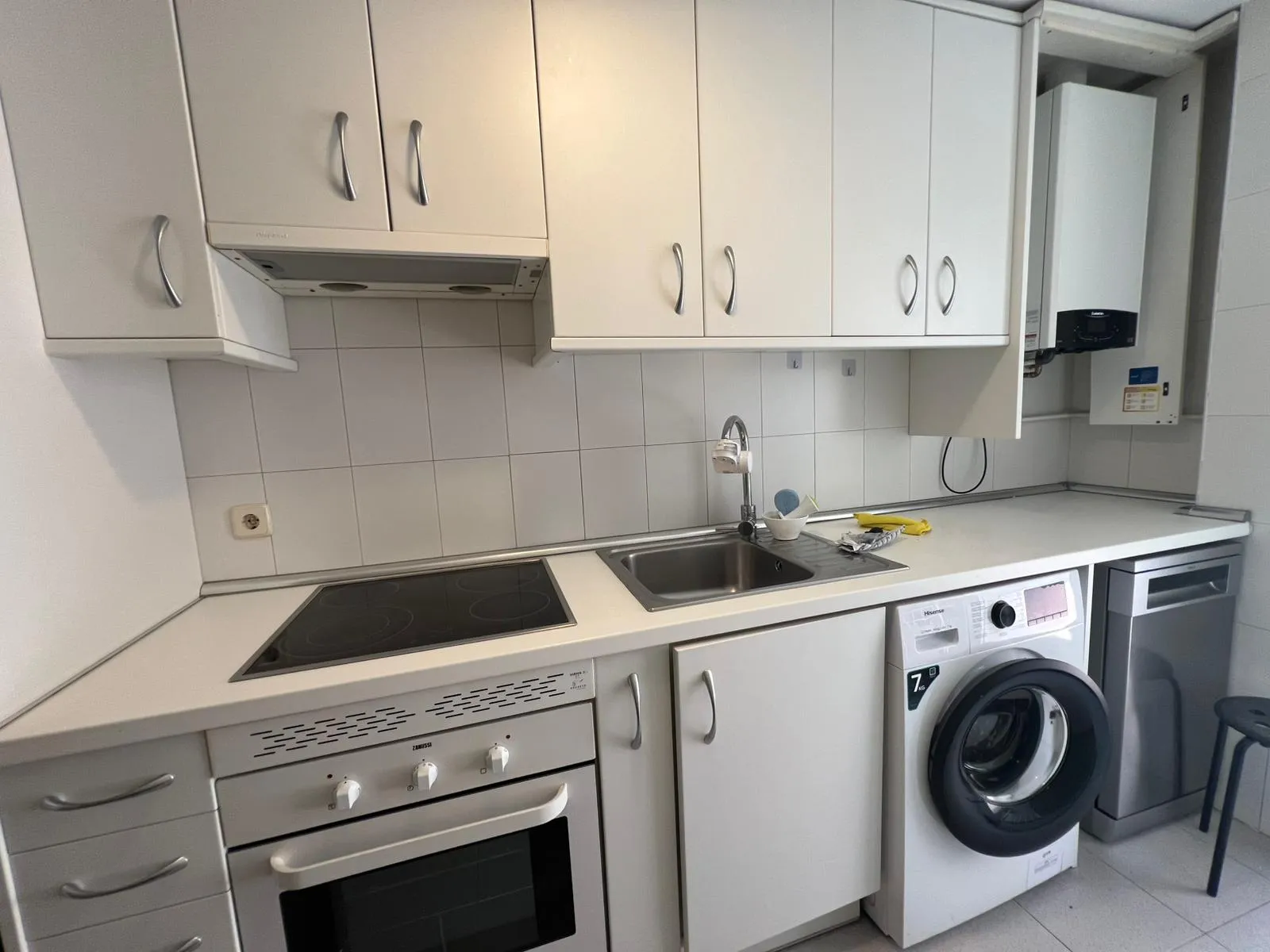 Kitchen 1