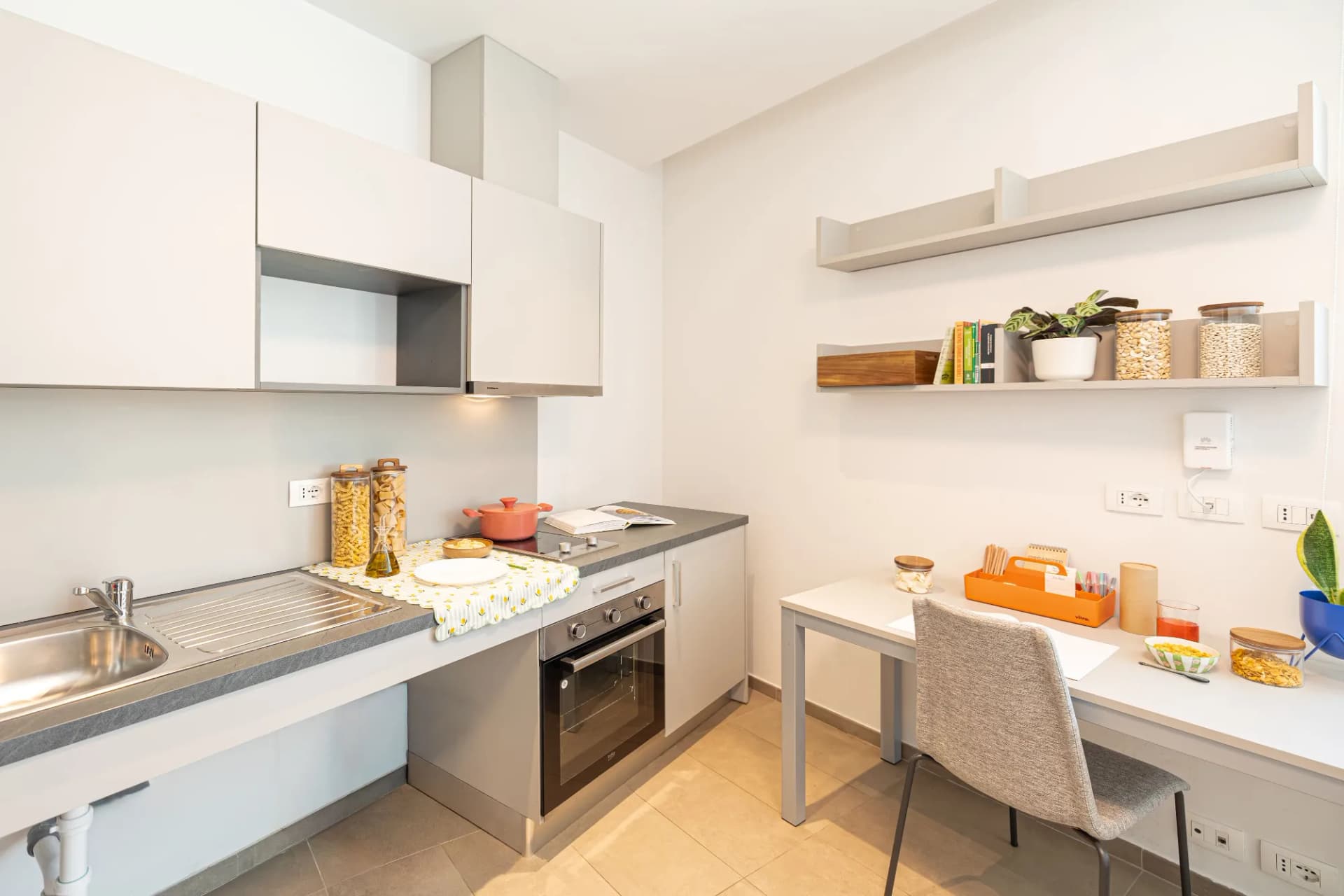 Monolocale Classico Accessibile a Florence 3