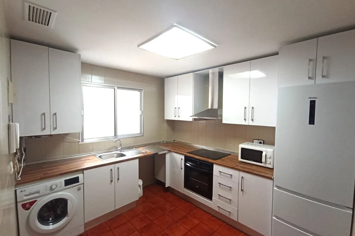 Private room in Seville photo 4