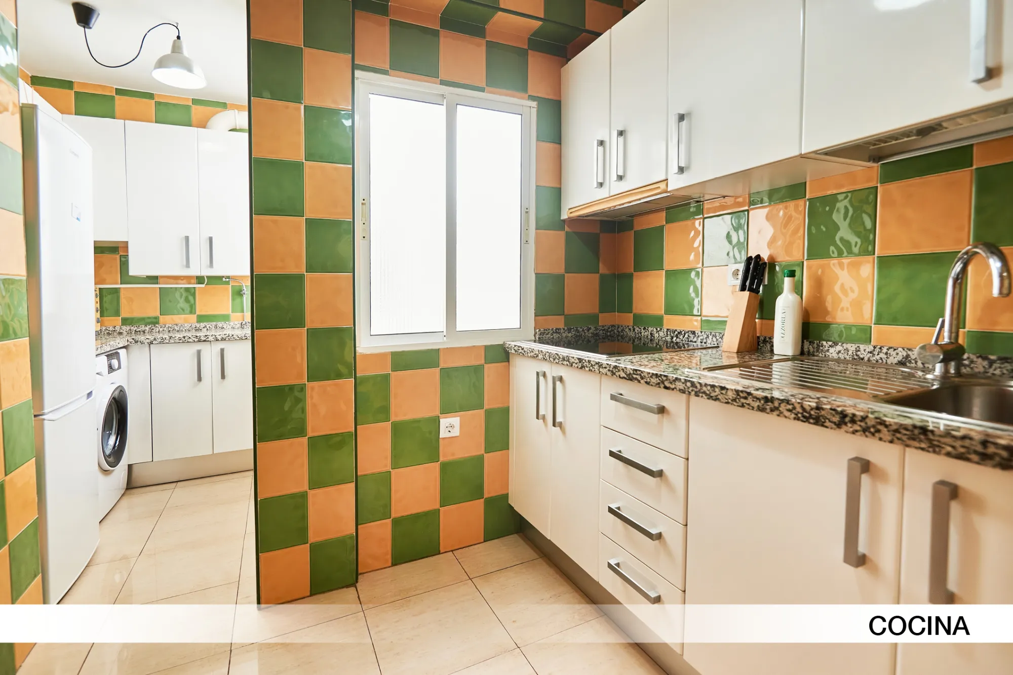 Private room in Seville photo 5