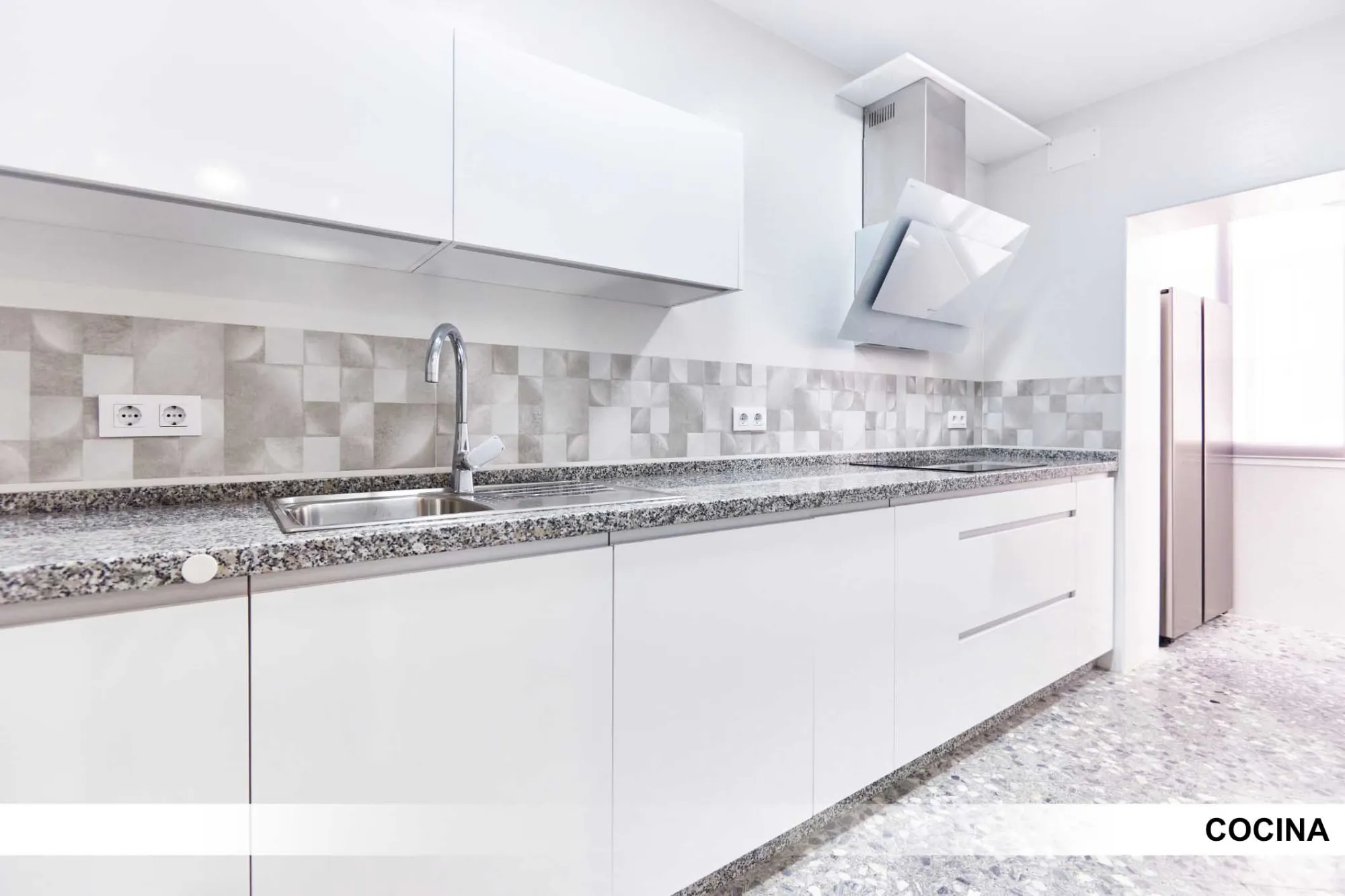 Private room in Seville photo 5