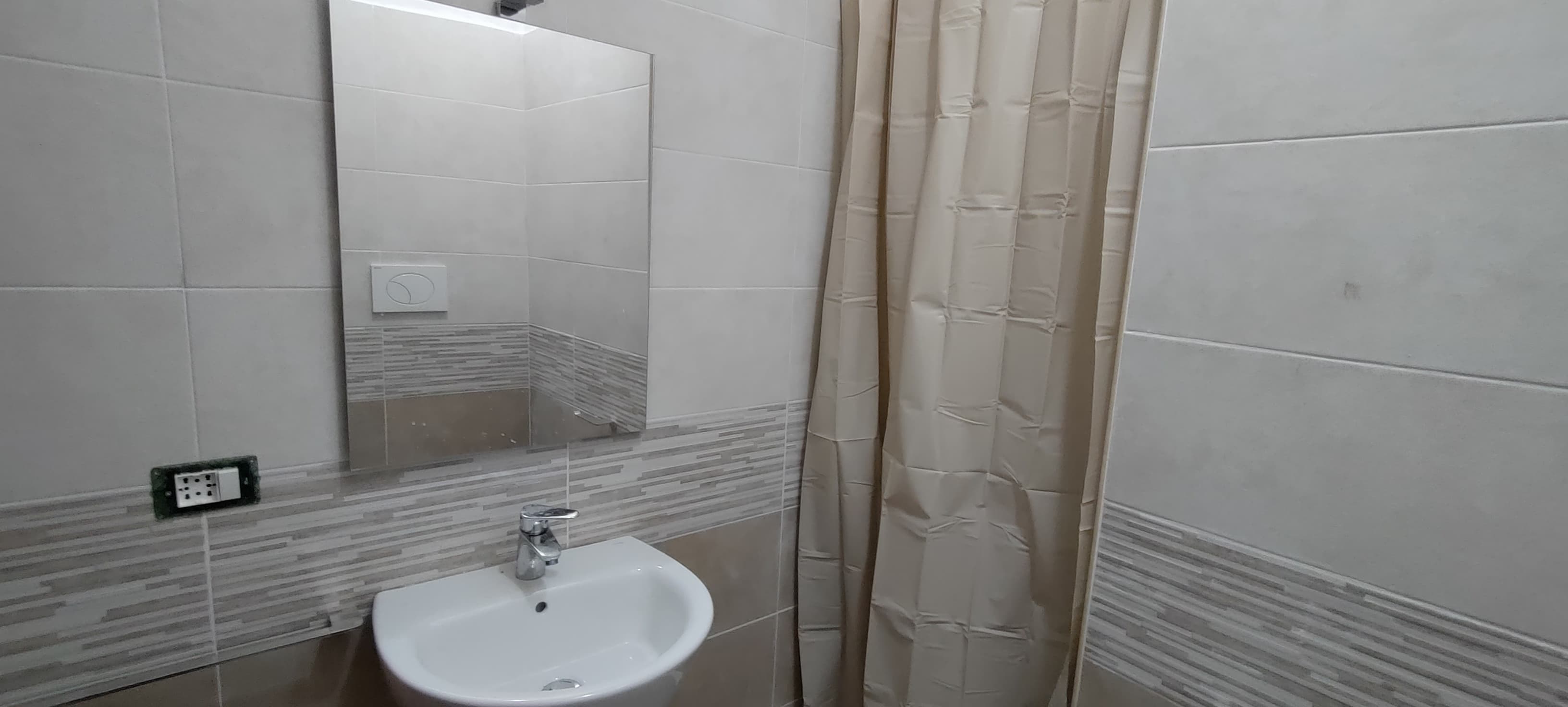 Shared Room in Pisa photo 5