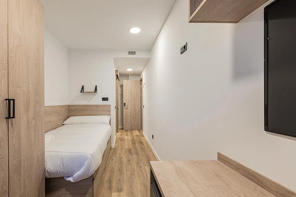 Singolo in appartamento con 4 camere da letto