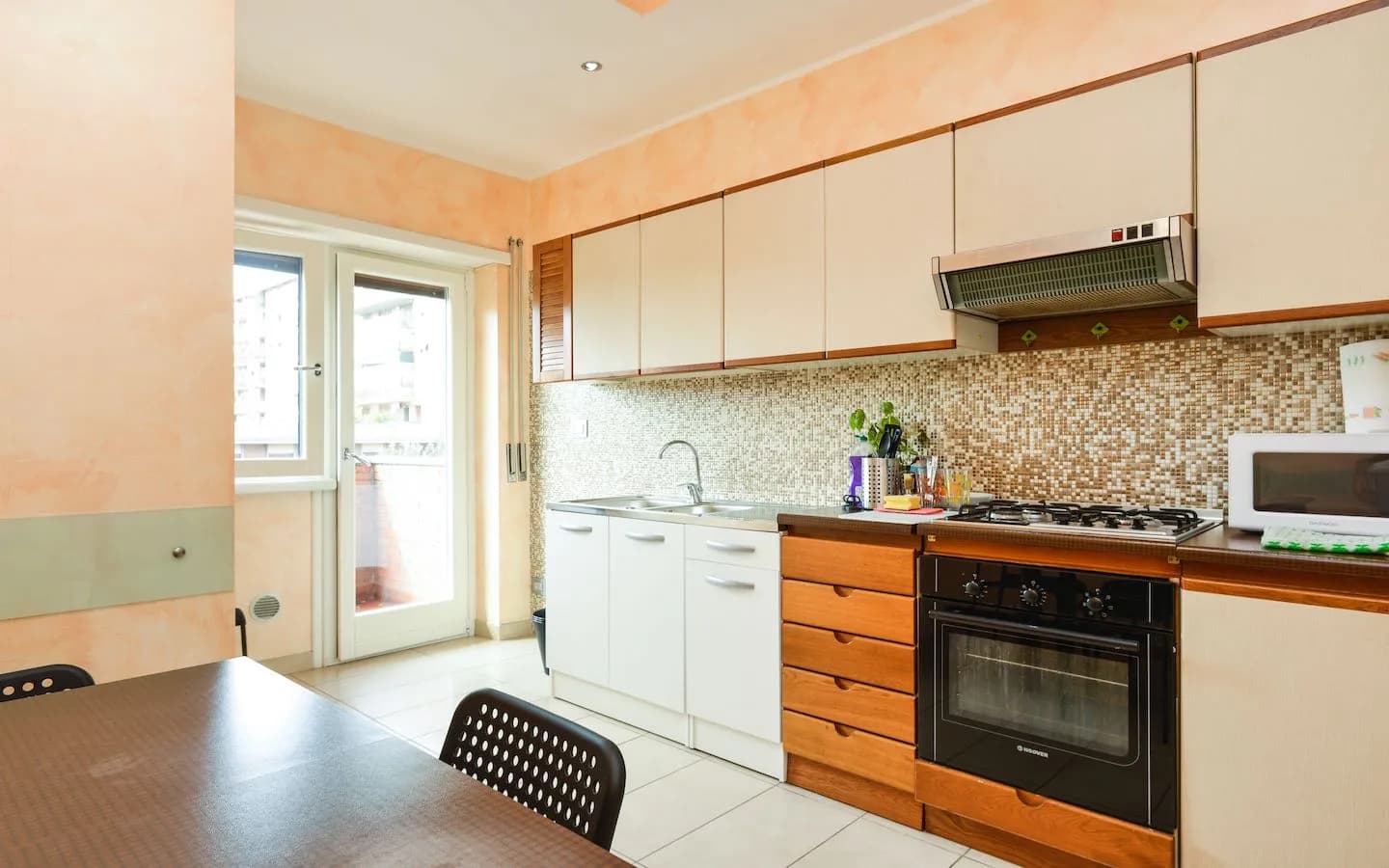 Kitchen 2