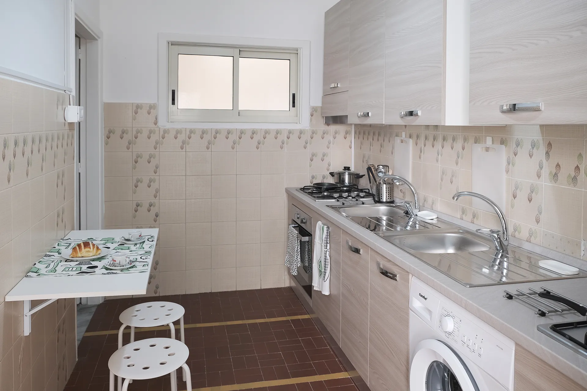 Kitchen 1