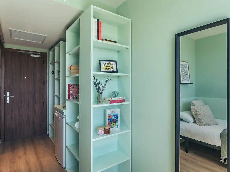 Single Room with Courtyard View in Cerdanyola del Vallès 2