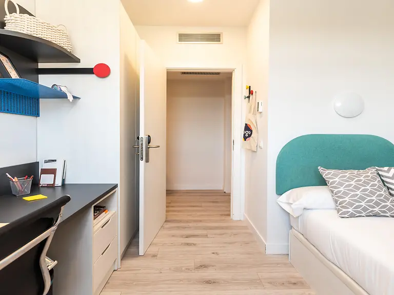 Singola bagno condiviso a Barcellona