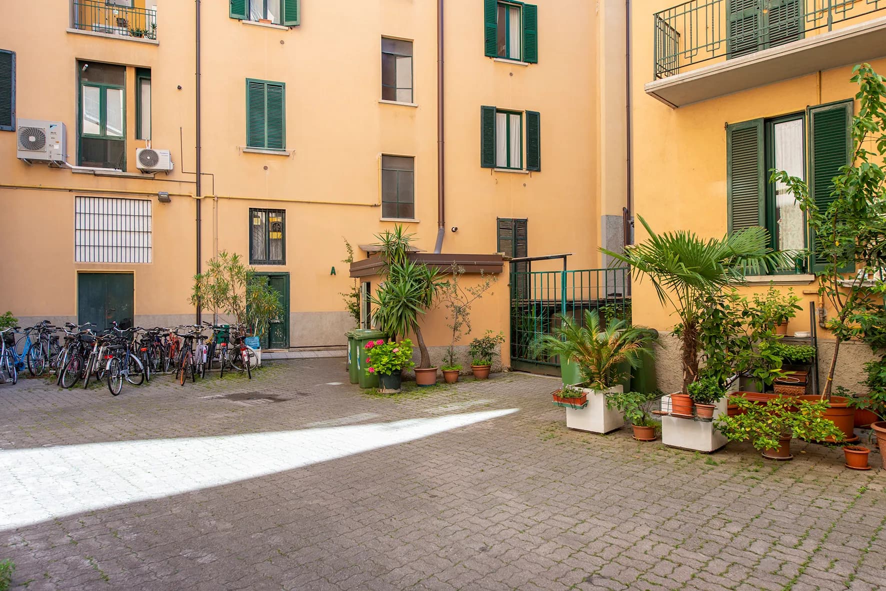 Stanza privata a Milan photo 5