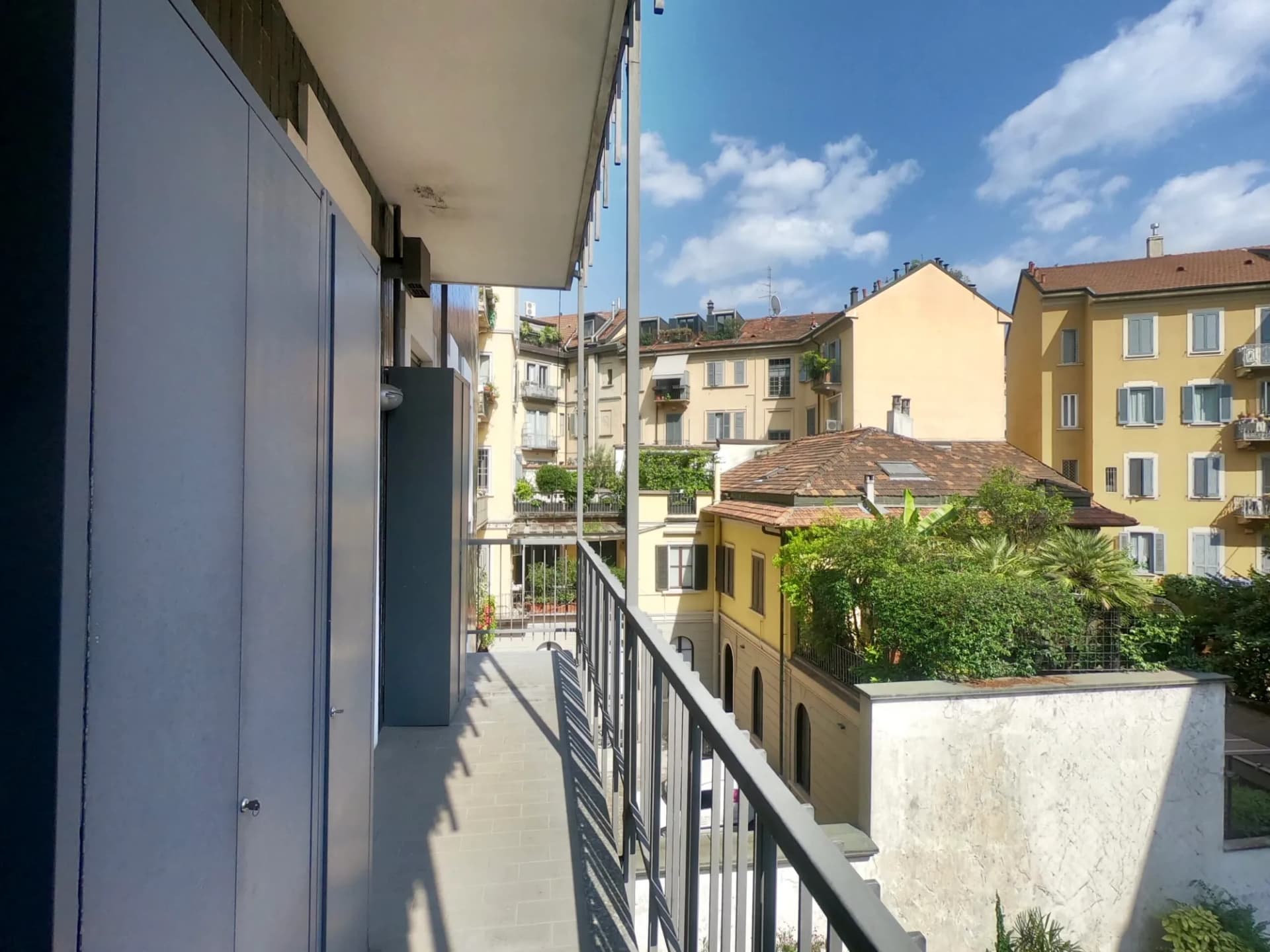 Private room in Milan photo 5