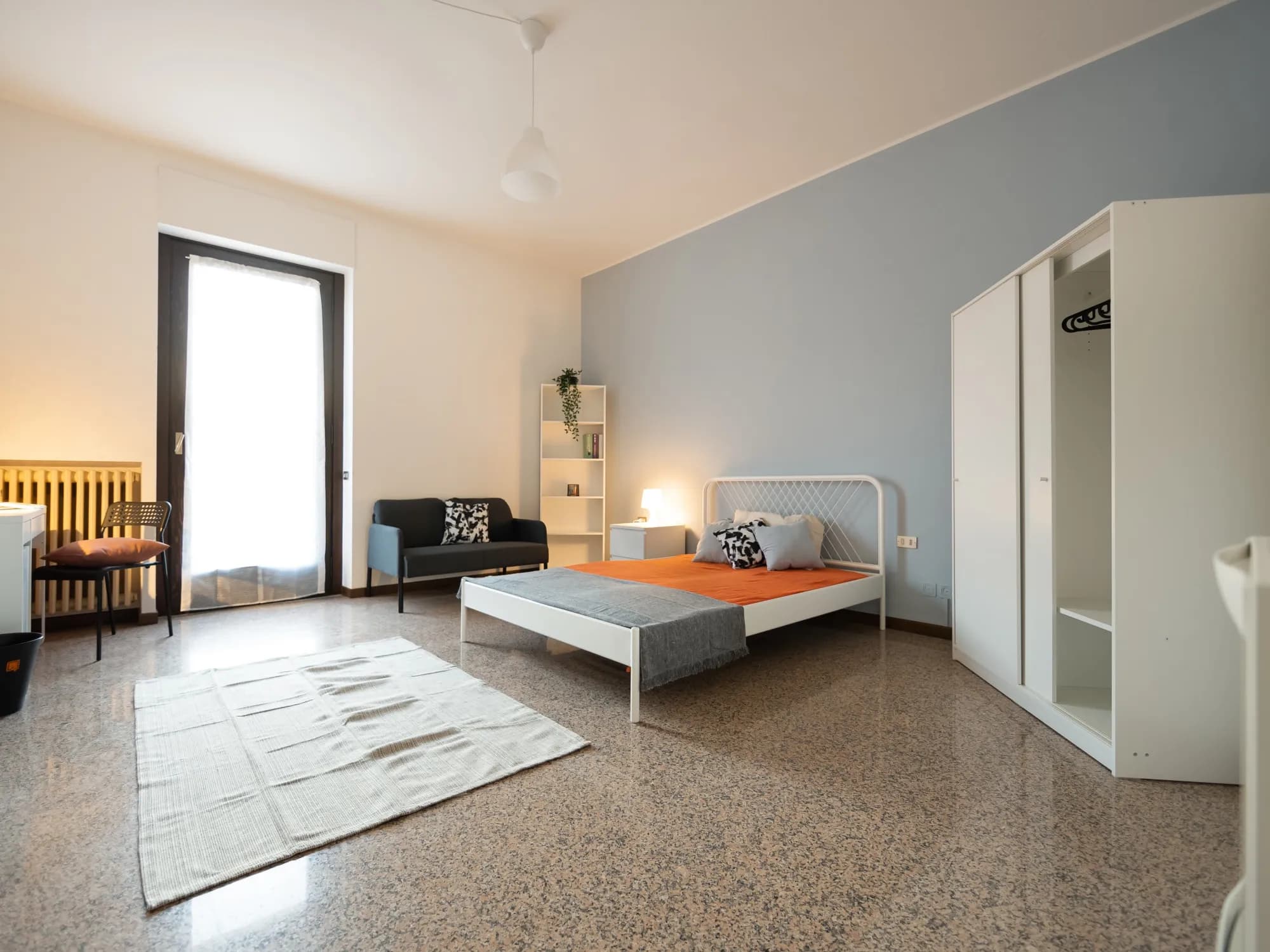 Stanza privata a Lecco photo 2