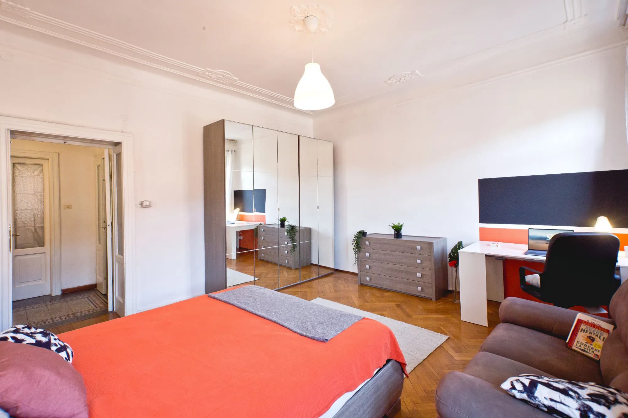 Private room in Lecco photo 2