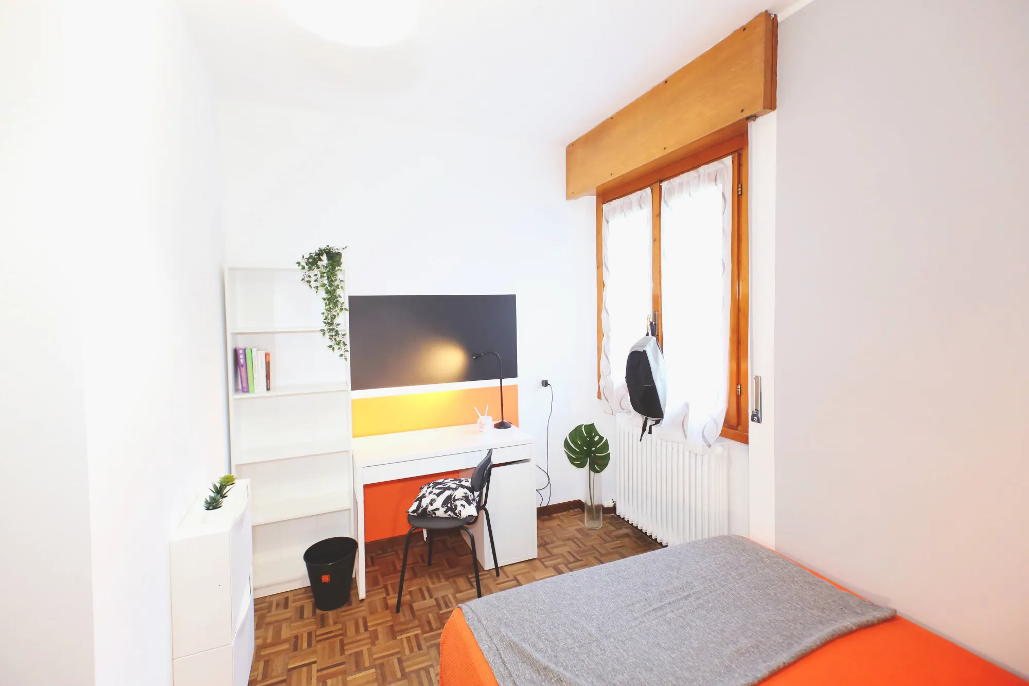 Private room in Lecco photo 2