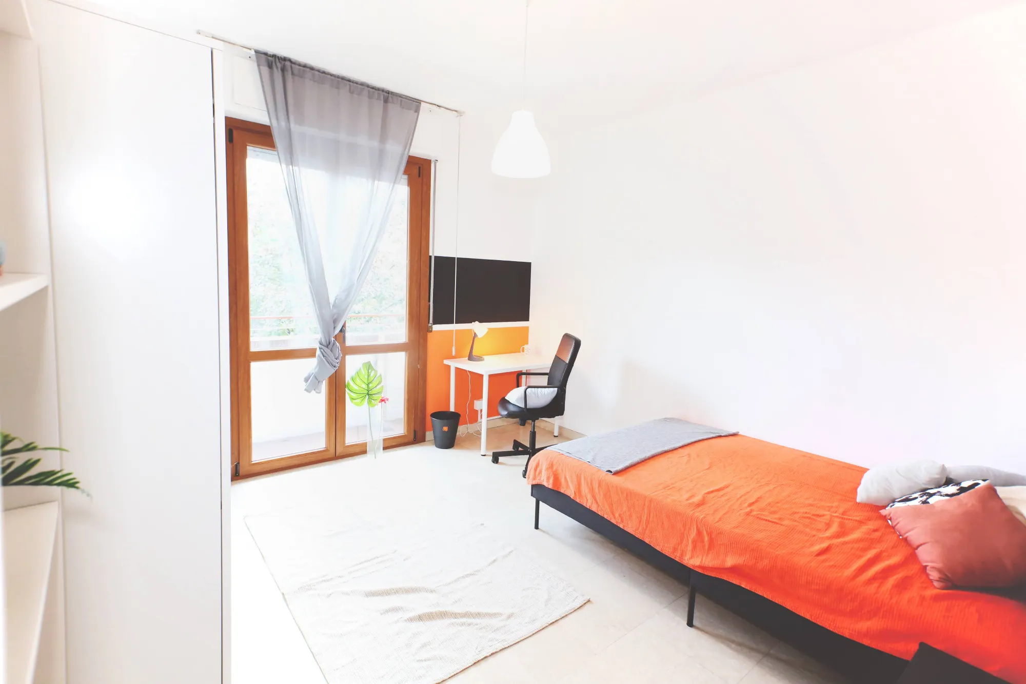 Stanza privata a Lecco photo 5