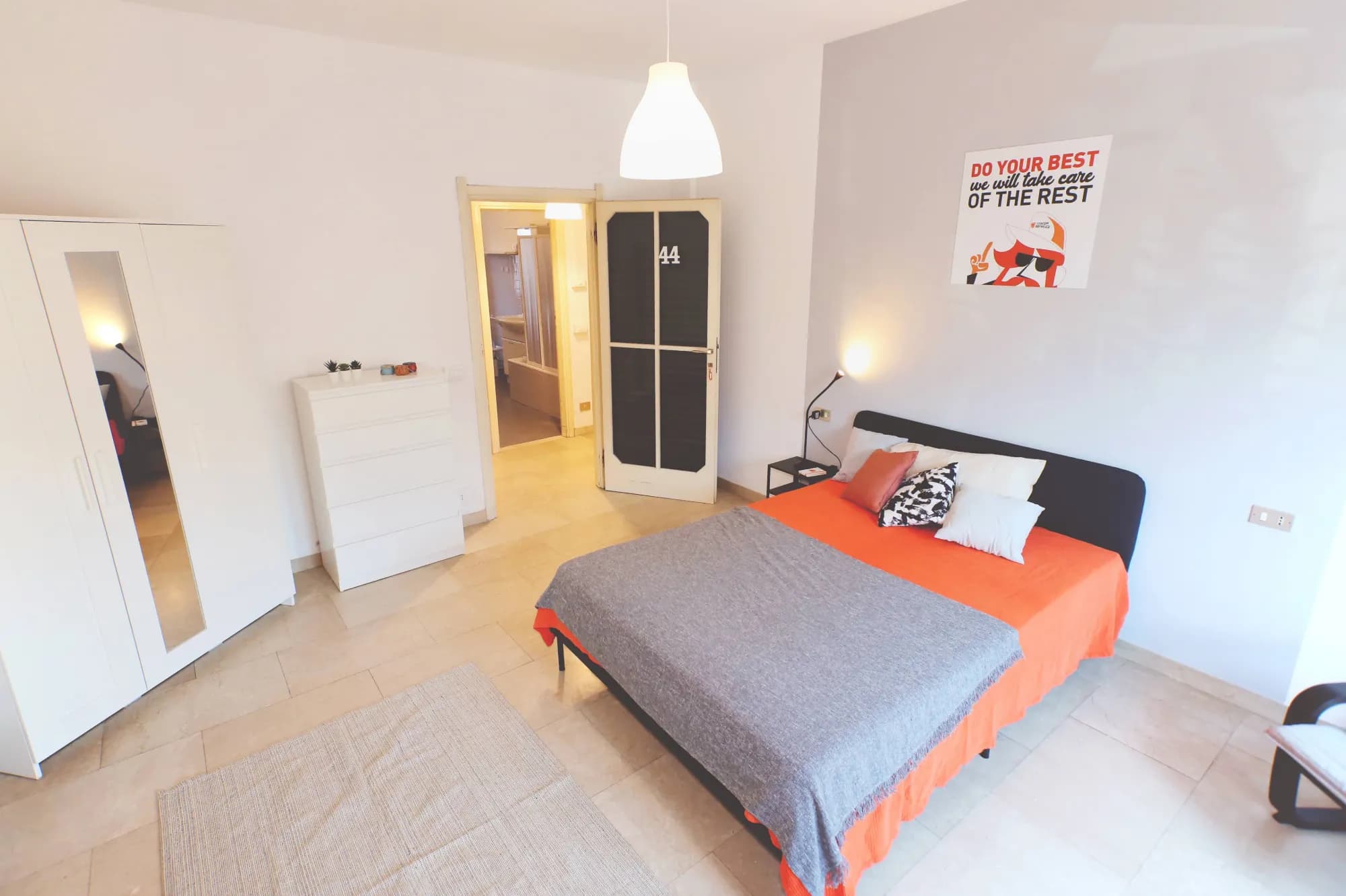 Private room in Lecco photo 4