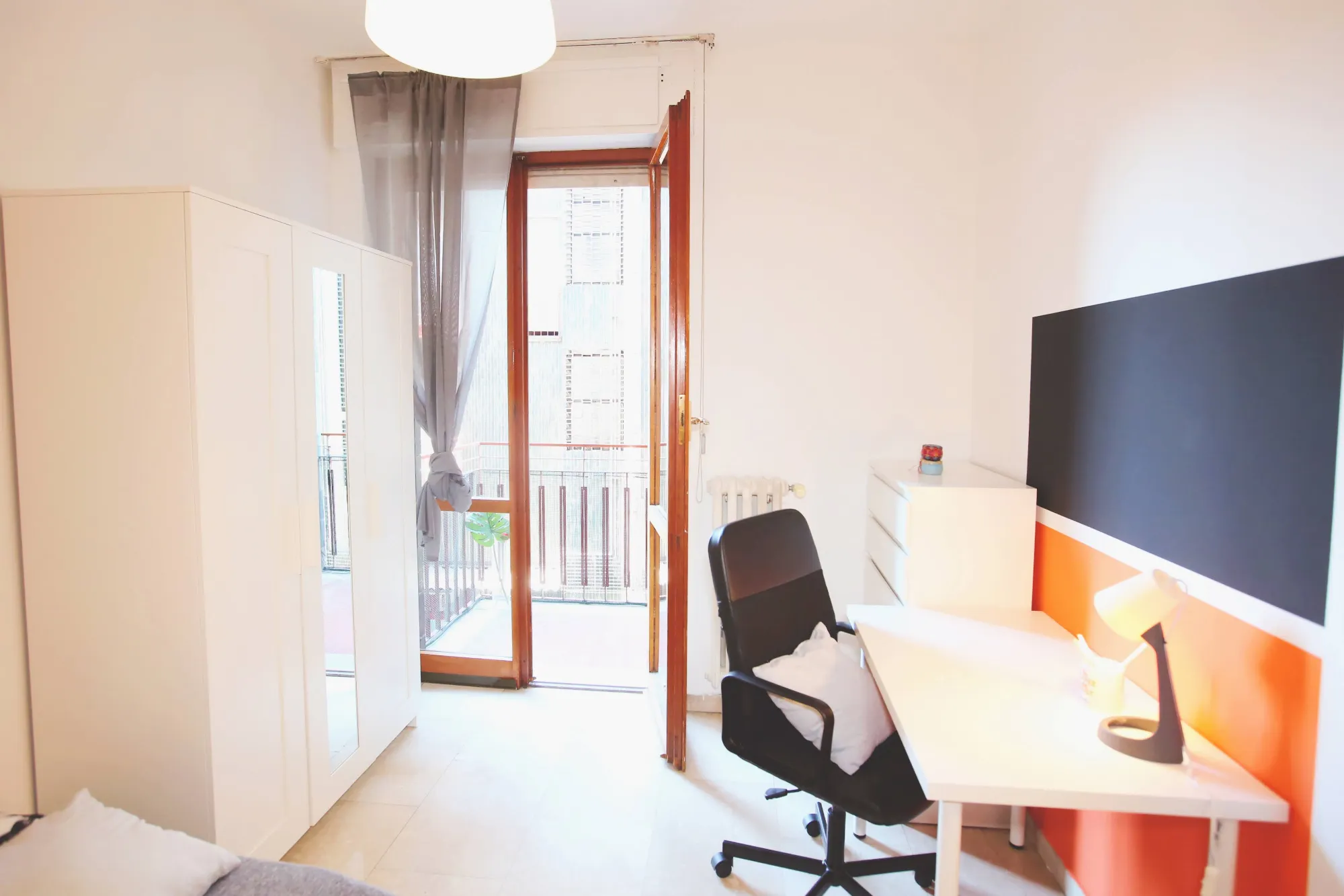 Private room in Lecco photo 2