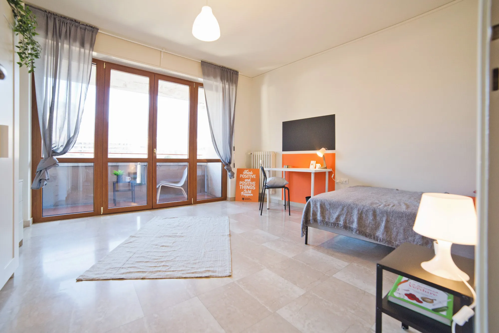 Private room in Lecco photo 3